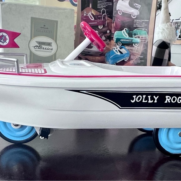 Hallmark Kiddie Car Classics Murray Boat Jolly Roger - Picture 1 of 7
